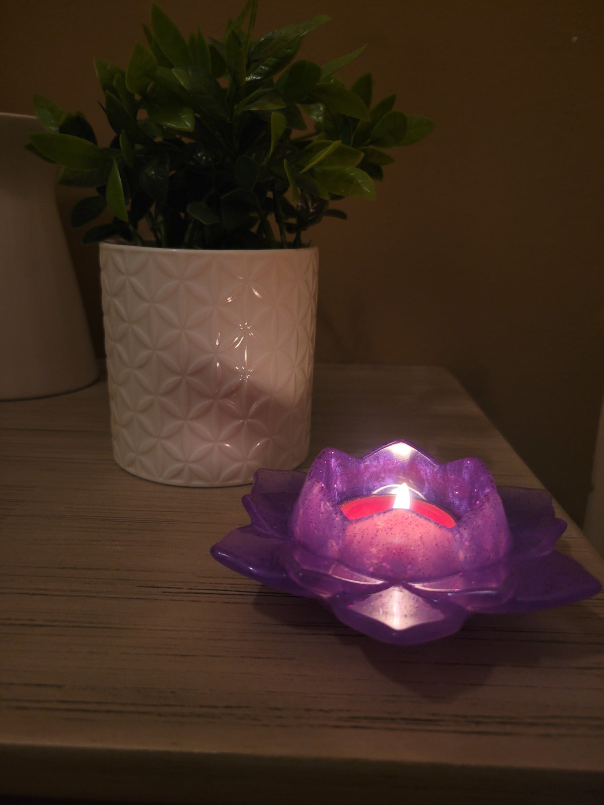 Resin tealight holder flower inspired