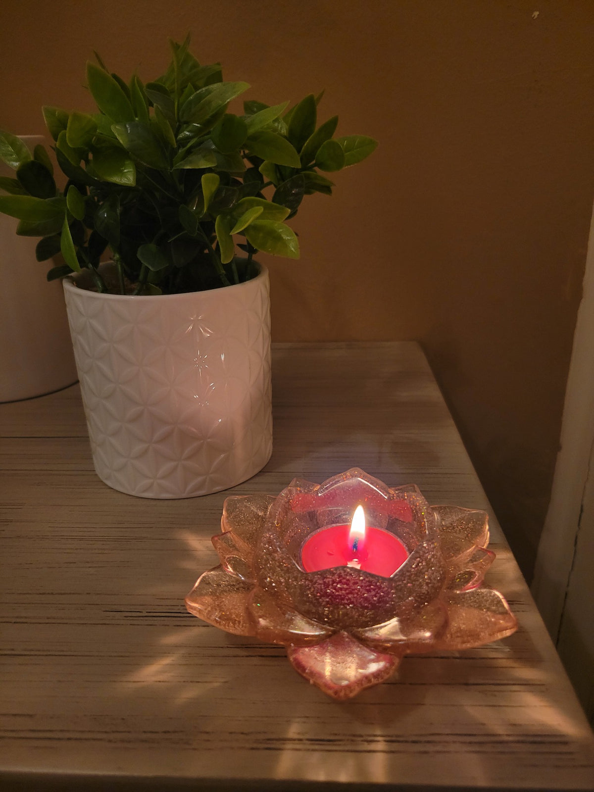 Resin tealight holder flower inspired